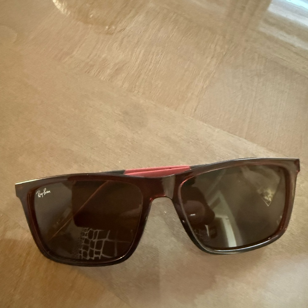 Ray-Ban Sunglasses in Tortoise with Brown Lenses and Red Accent